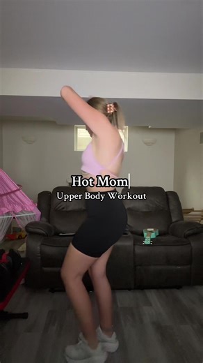 HOT MOM UPPER BODY DAY 💪 (dumbbells only) Save this workout for your next lift. All you need is dumbbells a bench… but if you don’t have a bench, here are swaps 👇 Bench press → Floor press One-arm DB row on bench —>Bent-over DB row (hinge at hips row both DBs) Workout (beginner-friendly): 3 Sets: \t1.\tDB Bench Press (or Floor Press) 10 \t2.\tOne-Arm DB Row (or Bent-Over DB Row) 10 \t3.\tSeated DB Shoulder Press 10 \t4.\tRear Delt Fly 10 \t5.\talternating bicep curls 12 6. Hammer Curls 12 \t7.