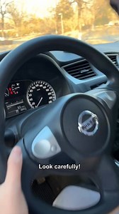 What to do if the turn signal flashes quickly!#automobile #mechanic #skills #tips #car #cars #carskills #cartips #carrepair | Drivers lesson