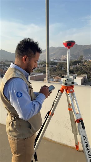 Una explicación dinámica de lo que es y hace nuestro potente GNSS de #Geomate😎 #GnssDiferencial #Topografia | Geoingenieros Consultores