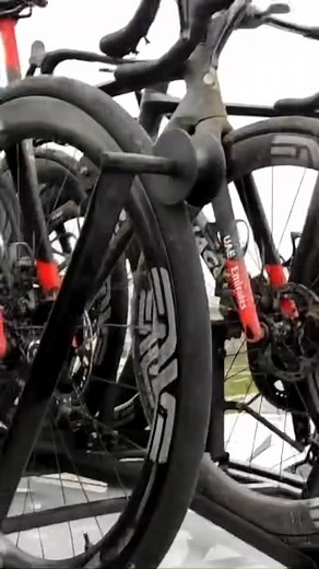 72K views · 1.4K reactions | That number. That bike. It’s history. #V4Rs #Colnago #BuiltToWin #rondevanvlaanderen | Colnago | Facebook