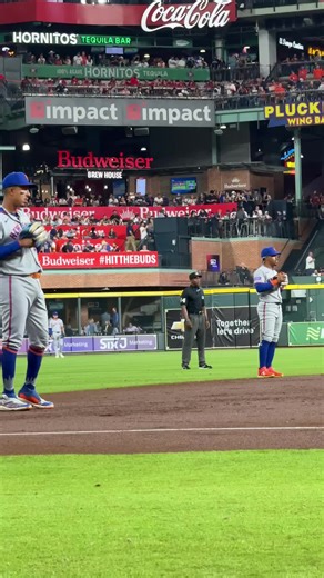 Francisco Lindor's Impressive Fielding Skills