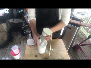 CHALK PAINT RECIPE- SIMPLE INSTRUCTIONS ON HOW TO MAKE CHALK PAINT/FEW INGREDIENTS NEEDED