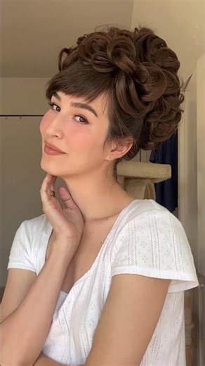 1960s Beehive Hair #1960shair #1960sstyle #vintagehair #beehivehair