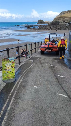 #fblifestyle PART 2 St Agnes lifeboat crew off on a rescue mission | Cornwall, the lizard peninsula and more