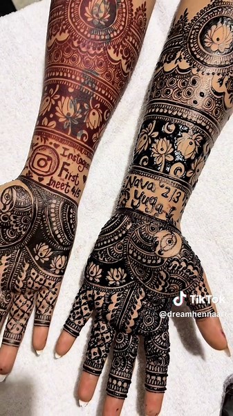 Stunning Wedding Henna Design for Bride Yugathevi