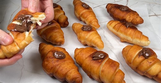 Secrets to making donuts soft and irresistible