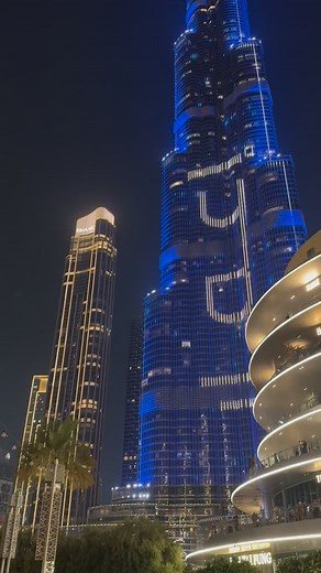 65 reactions · 3 comments | DUBAI FOUNTAIN SHOW An incredible display of light, water, and music at the base of the Burj Khalifa. #DubaiFountain #BurjKhalifa #Dubai #MiddleEastJourney | Gaitley Stevenson-Mathews | Facebook