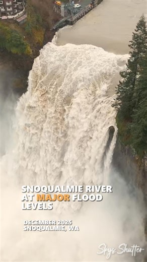 Snoqualmie Falls — 12/11/25. The Snoqualmie River is flowing at powerful levels today, with 21,600 CFS near Snoqualmie and ~70,300 CFS downstream at Carnation. These extraordinary flows have pushed the river well above normal for this time of year, transforming Snoqualmie Falls into a roaring display of winter water power. Seasonal flooding is common in the valley, but events of this magnitude are uncommon, usually occurring only during major storms #pnwlife #snoqualmiefalls #NatureLovers | Sky’