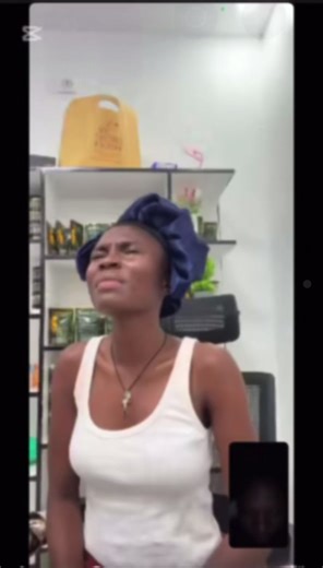 Joyeux anniversaire à la personne favorite @thecarila je te dédie cette belle chanson 🎵 💐❤️🎂merci beaucoup pour tout 🙏🏾 en ce jour spécial je te souhaite que du bonheur et du rire dans la joie🥺 toi CARILA tu mérites tout le bonheur du monde 🫂 je t’aime et que Dieu te protège et t’élève merci beaucoup d’être rentré dans la vie et le rappeler chaque jour sans relâche que je suis une personne importante 🙏🏾🎂🤍 je t’aime My soulmate💐