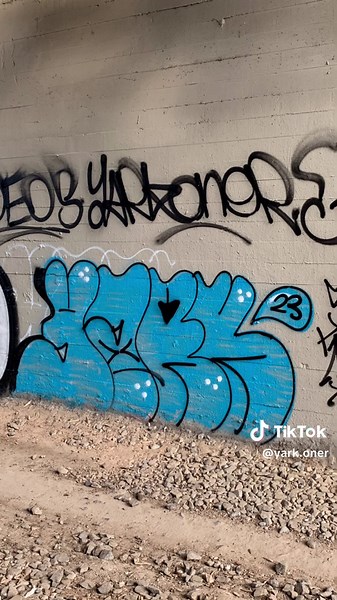 Yark gets up #graffiti #graftok #yark1 #fyp