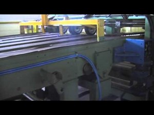 Flying shear cut to length line video