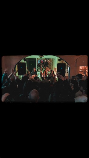 26 reactions | NEW SONG ALERT and the bat dance that Lindsay made up...