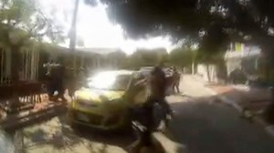 Video. Colombian Police shootout and arrests