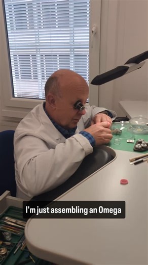 A little behind the scenes look at what our watchmaker Martin has been working on today ⌚ 🧐 Remember, you can bring your watches and jewellery to our #birmingham #harborne and #wolverhampton showrooms for service and repairs #rudells #watchrepair #omegaspeedmaster #watchservicing #behindthescenes🎬 | Rudell The Jewellers