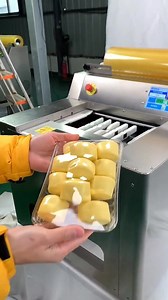 Plastic wrap packaging machine | Henan Cyril Machinery Equipment Co.,LTD