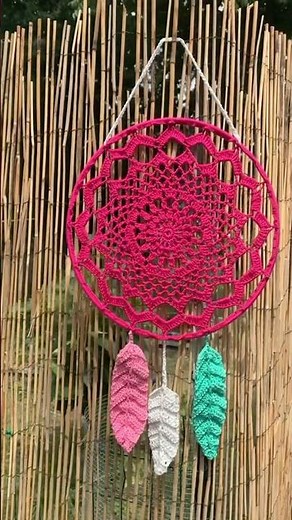 crochet manadala with feathers #crochet #crochetprojects #diy
