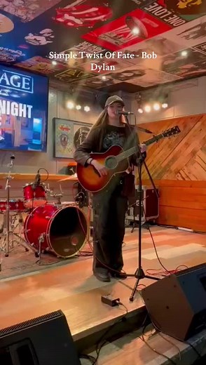 Performing 'Simple Twist Of Fate' Live for the First Time