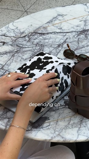 Tired of feeling overwhelmed? 💪 Meet STIL, the ultimate planners designed by women, for women! 💪 • Stay on top of your schedule in style • Say goodbye to chaos and hello to class Get ready to take control of your busy life! | STIL Classics