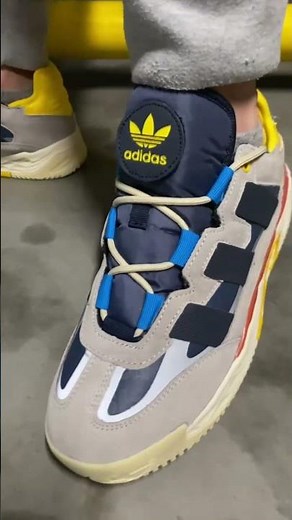 Обзор на кроссовки Adidas Niteball multicolored 2