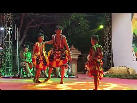 Mantab banget ! Solah dan Duel atraksi 3 BUJANG GANONG cilik SD bikin semua penonton kagum