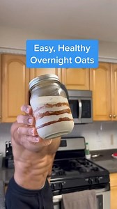 Easy, Healthy Cinnamon Roll Overnight Oats that is so creamy and delicious. Prep it in 5 minutes!👇🏼 - Ingredients: 1/3 cup Rolled Oats (or Quick Oats) 1/4 cup Milk (I go 1% skim. You can also use Soy, Almond, Cashew, or Oat Milk) 3/4 cup Fat Free Greek Yogurt 1/4 tsp Vanilla Extract 1 tbsp Low Calorie Maple Syrup (or any sweetener of your choice) 1 scoop Protein Powder (I used Cinnamon Cereal Whey. Vanilla Whey works too! Massive discount code in my IG story highlights under “MyProtein”. 60% o
