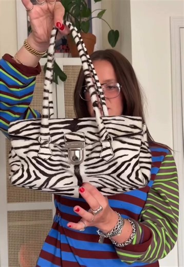 Unboxing a Vintage Prada Bag from Poshmark