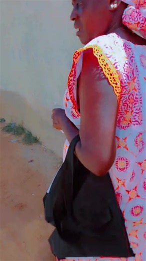 Vidéos de l'intouchable 🌹💍 (@lintouchableba) avec son original - S_mv