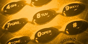 Callers in 319, 515 area codes must start using area codes and phone numbers