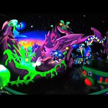 360° LASER BATTLE: Buzz Lightyear Astro Blasters! 🌌