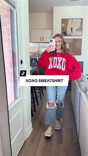 Adorable Valentine's Day Sweatshirt for Fashion Lovers