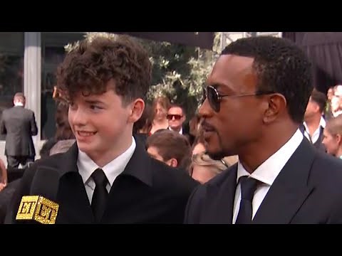 'Adolescence's Owen Cooper Reacts to Meeting Idol Jake Gyllenhaal Ahead of Emmys (Exclusive)