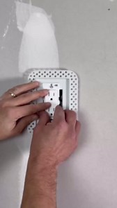 Fittes Flush Drywall Receptacle Mount [Lite]- 2 Gang Cotton White