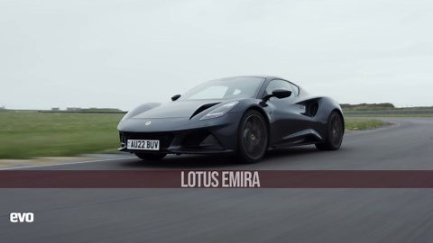 Lotus Emira vs. Porsche 911