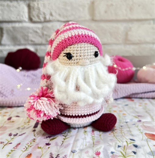 Gnome Valentine Crochet Pattern Amigurumi Holiday Gnome Pattern PDF, US English - Etsy