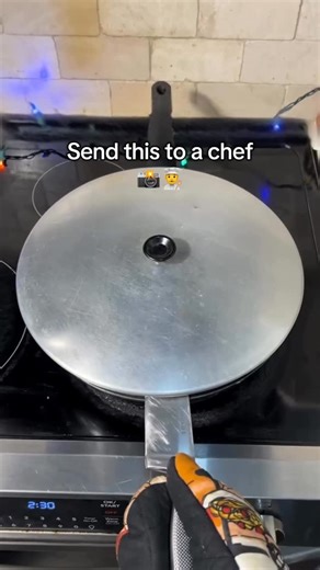 ClipCam on Instagram: "👨‍🍳 POV: the kitchen moves in sync, heat meets precision, and every chop, sear, and final touch finally looks exactly how you intend it. From mise en place to plated perfection — capture your craft from your perspective. 🔥📷 #chef #cooking #povcamera #christmasgift"