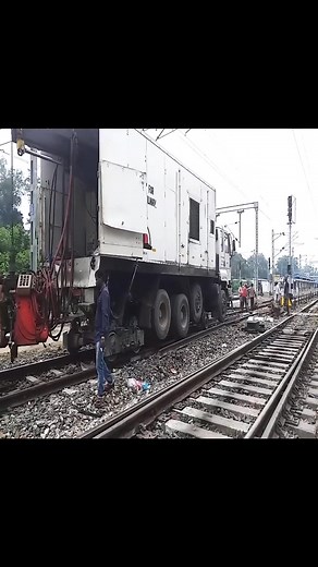 10K views · 37 reactions | Engineer vs Physics and technology #animation #viral #new #newreels #instagramreels #instagood #knowledge #viralvideos #space #road #watch #machine #concrete #facebookreel #fbreels #physics #scienceexperiment #engineer #scientist #machinegun #science #fbviralreels #knowledge #trains #trucks | Th Amit | Facebook