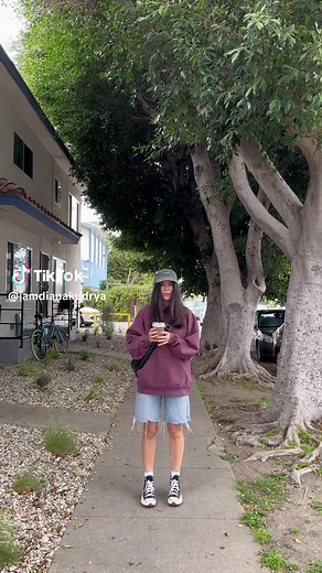 How to Style Converse Shoes with Hoodies for the Perfect Casual Outfit