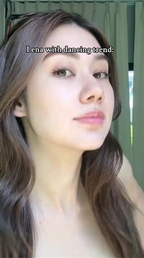 Trend Queen: Lena's Dancing Challenge 🦋