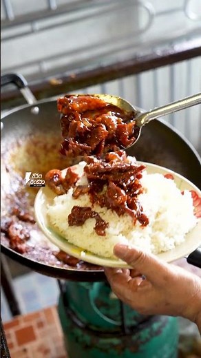 อาหารตามสั่งอิ่มจุก ตักข้าวตามใจอิ่ม