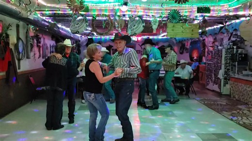 DESHAWN TON cover:" Sing Me Back Home " | Lazy "E" Country Music Corral