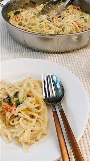 Smoked Salmon Pasta in 15 Minutes | Easy Creamy Linguine Recipe