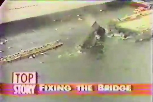 35 years ago today: The Lacey V. Murrow Bridge (the 1940-built Lake Washington Floating Bridge), a critically important I-90 span, dramatically broke apart and sank into Lake Washington on November 25, 1990, following a weekend of high winds and rain. The bridge's collapse was attributed to workers leaving hatchways open into the concrete pontoon air pockets during a $35.6 million renovation. This allowed a substantial amount of water to enter the hollow pontoons over the weekend. By Sunday morn