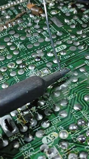 resoldering ic old tv crt #pcb #component #electronic #shortvideo