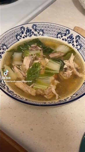 Making Chinese Soup ❤️✨#whatsforbreakfast #chinese #chinesesoup #souprecipe #cookwithme