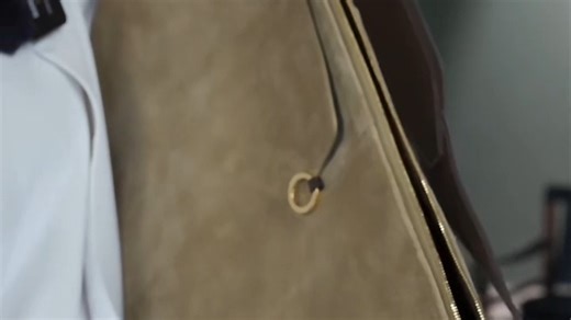 Songmont山下有松｜大漠的颜色 型号SML-01 真皮翻毛材质耐磨防滑 店铺推荐适合日常通勤与轻度户外 亲测脚感舒适无闷热 久穿也不累 老板都说这双鞋百搭