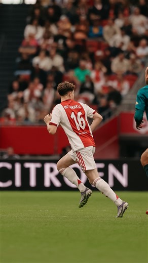James McConnell, Ajax debut! 🇬🇧 | AFC Ajax
