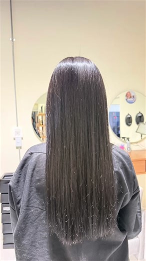 Extensiones de tape color 4nn color fusión #redken | Paulette Alta Peluqueria