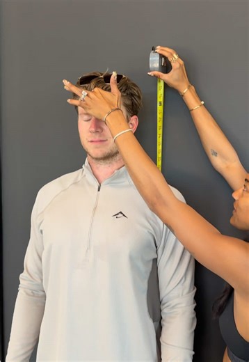 Embracing Short Kings: Hunter Woodhall's Perspective