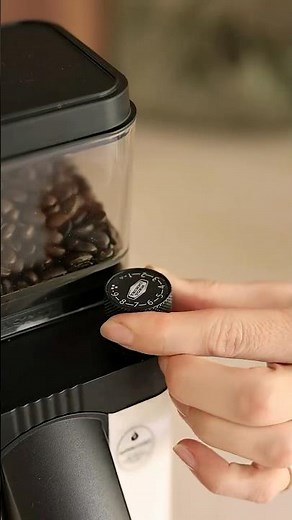 Moccamaster KM5 Burr Grinder | MOCCAMASTER