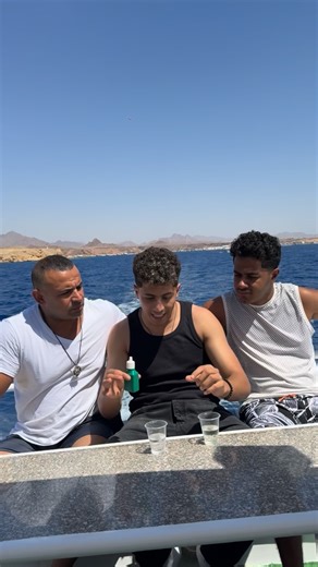 Ahmed Karim on Instagram‎: "السحر الكداب 😂😂"‎